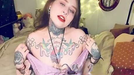 Intense Orgasm! Tattoo Babe With Big Tits Fucks Herself!